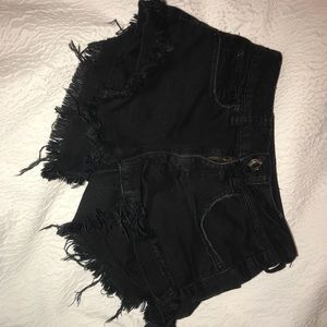 American Eagle Hi-Rise Festival shorts